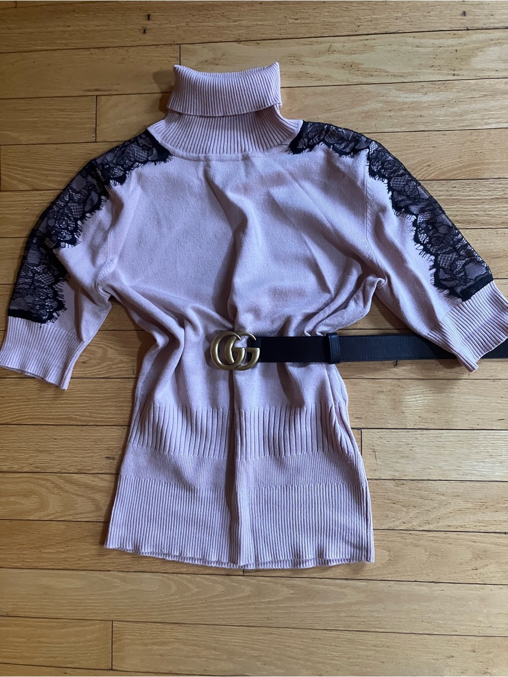Carmen Marc Valvo Short Sleeve Lilac Sweater